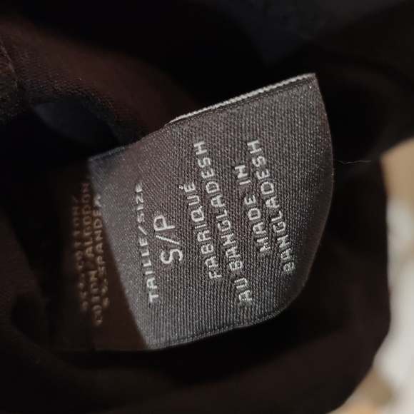 Black tanktop - Picture 9 of 9